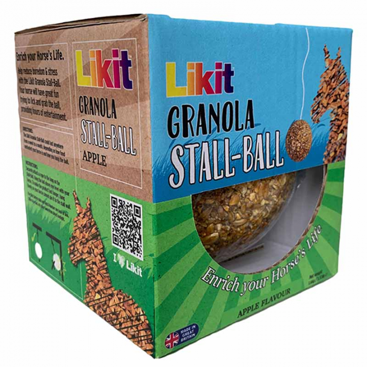 Stable Ball Granola Apple 1,6kg in the group Supplements / Horse Supplements / Salt Licks, Mineral Blocks & Lick Stones at Equinest (LIKGRANBALLAP-1600)