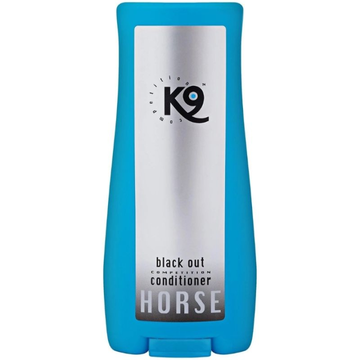 Conditioner Black Out 300ml in the group Grooming & Health Care / Coat Care / Shampoo & Conditioner at Equinest (302014-300)