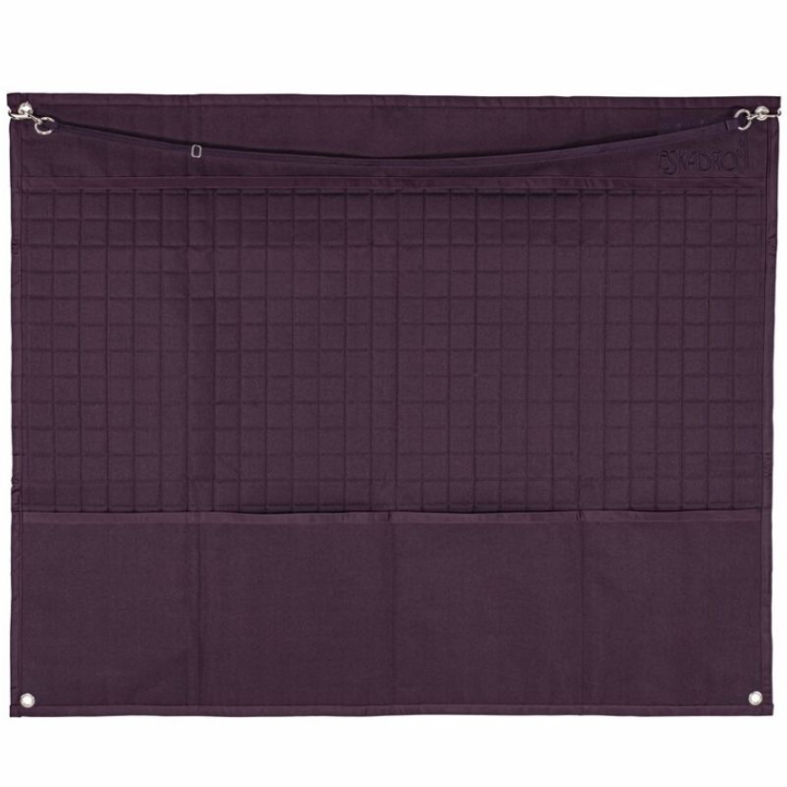 Stable Curtain Quilt Half Bordeaux in the group Stable & Paddock / Stable Supplies & Yard Equipment / Stable Curtains & Stable Guards at Equinest (36110040WN)