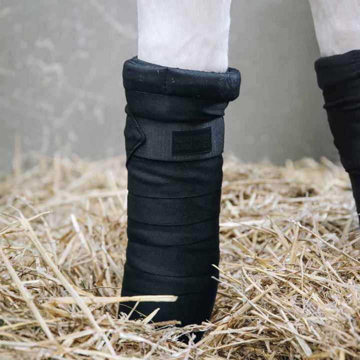 Stable Bandages Dirt-Repellent 4-pack Black in the group Horse Tack / Leg Protection / Bandages at Equinest (42109SV)