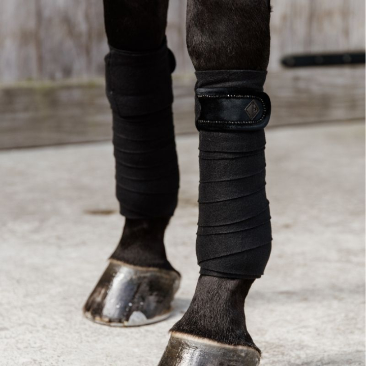Bandages Polar Fleece Pearls Black in the group Horse Tack / Leg Protection / Bandages at Equinest (42113BA)