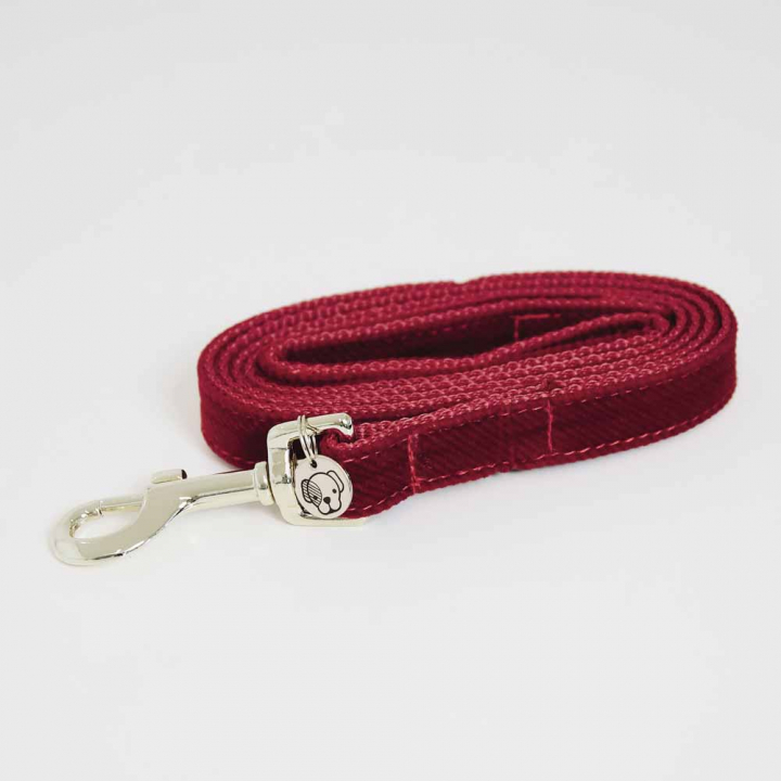 Corduroy Lead 120 cm Red in the group Dog / Leashes at Equinest (42534RD-120)