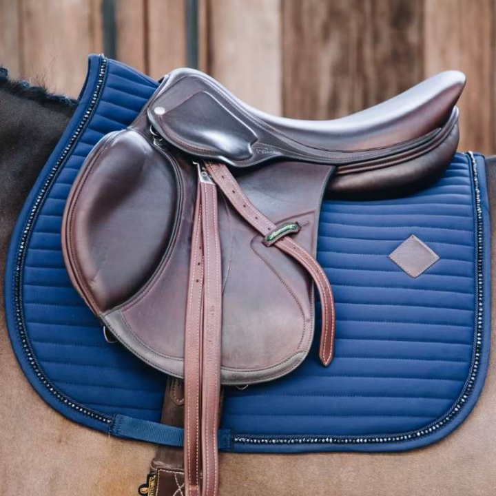 Allround Saddle Pad Pearls Navy in the group Horse Tack / Saddle Pads / All-Purpose & Jumping Saddle Pads at Equinest (42571Ma_r)