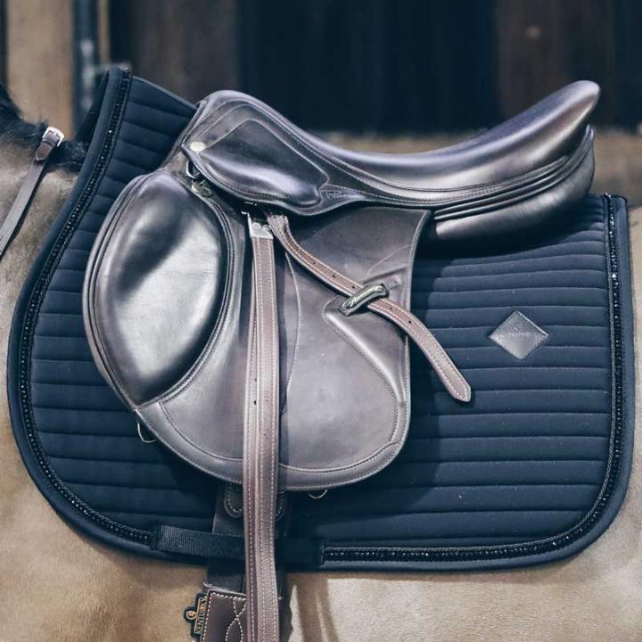 Allround Saddle Pad Pearls Black in the group Horse Tack / Saddle Pads / All-Purpose & Jumping Saddle Pads at Equinest (42571Sv_r)