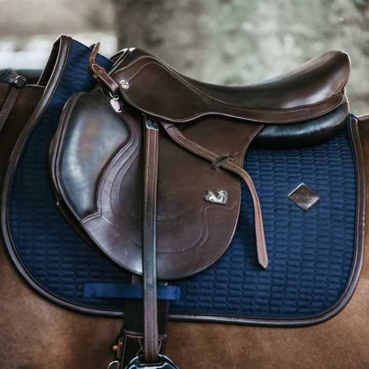 Saddle Pad Colour Edition Navy in the group Horse Tack / Saddle Pads / All-Purpose & Jumping Saddle Pads at Equinest (42577Ma_r)