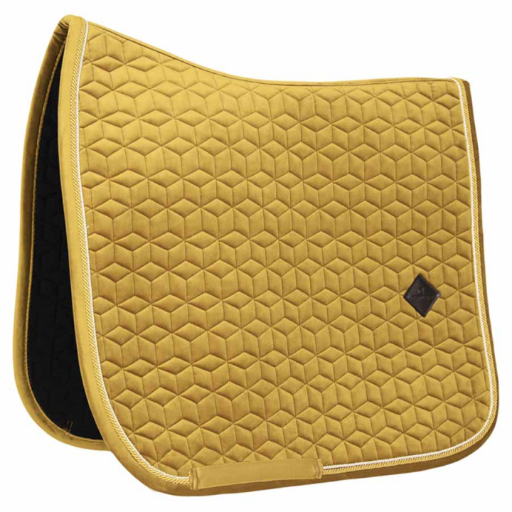 Dressage Saddle Pad Velvet Mustard in the group Horse Tack / Saddle Pads / Dressage Saddle Pad at Equinest (4257944DRYE_r)