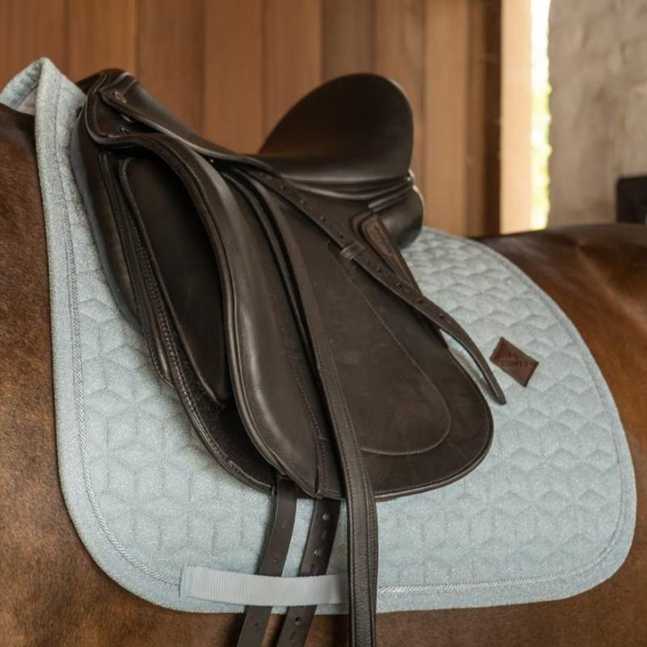 Dressage Saddle Pad Full Sparkling Light Blue in the group Horse Tack / Saddle Pads / Dressage Saddle Pad at Equinest (4269961DRLBL_r)