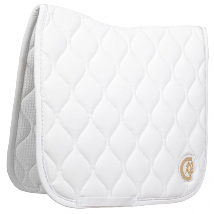 Dressage Saddle Pad Wave 3D Logo White in the group Horse Tack / Saddle Pads / Dressage Saddle Pad at Equinest (4271802DRWH_r)