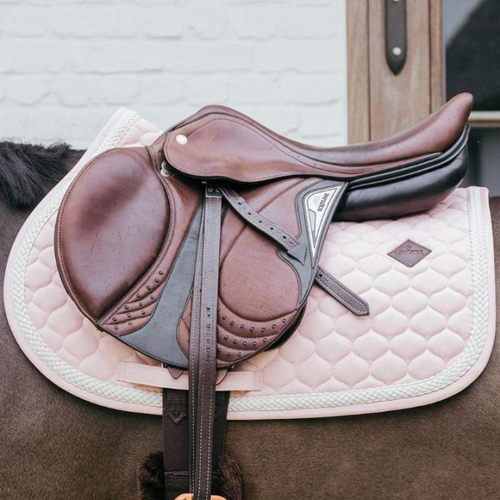 Saddle Pad Plaited Cord Light Rose in the group Horse Tack / Saddle Pads / All-Purpose & Jumping Saddle Pads at Equinest (4272250SJLPI_r)