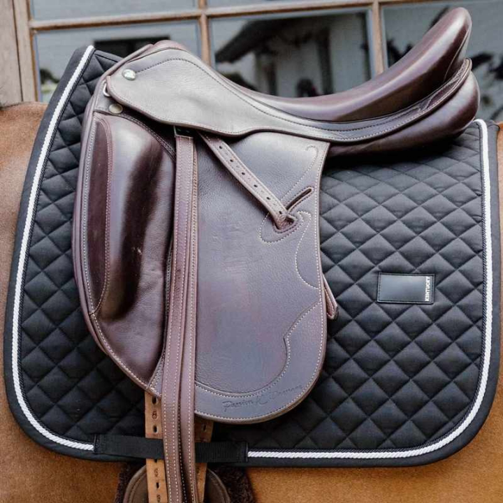 Dressage Saddle Pad Diamond Rope Black in the group Horse Tack / Saddle Pads / Dressage Saddle Pad at Equinest (4272401DRBA_r)