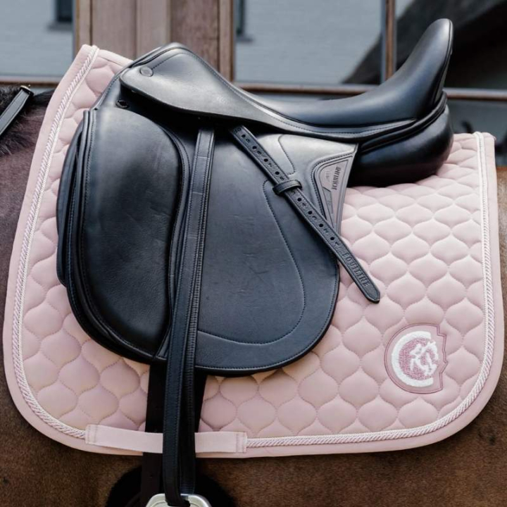 Dressage Saddle Pad Onion Quilt 3D Logo Old Pink in the group Horse Tack / Saddle Pads / Dressage Saddle Pad at Equinest (4272810DROPI_r)