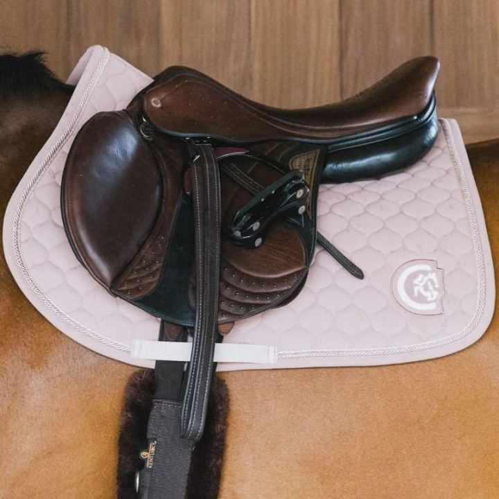 Saddle Pad Onion Quilt 3D Logo Old Pink in the group Horse Tack / Saddle Pads / All-Purpose & Jumping Saddle Pads at Equinest (4272810SJOPI_r)