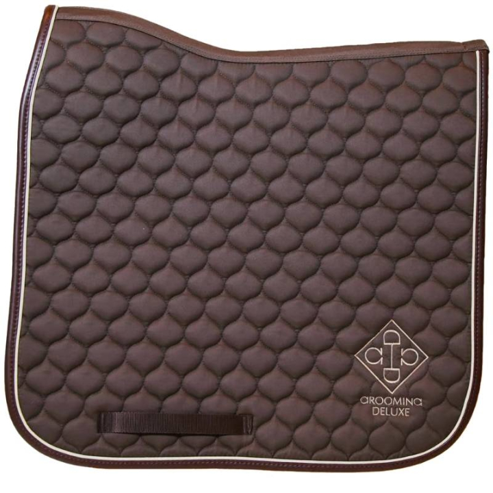Dressage Saddle Pad Grooming Deluxe Brown in the group Horse Tack / Saddle Pads / Dressage Saddle Pad at Equinest (4273105DRBR_r)