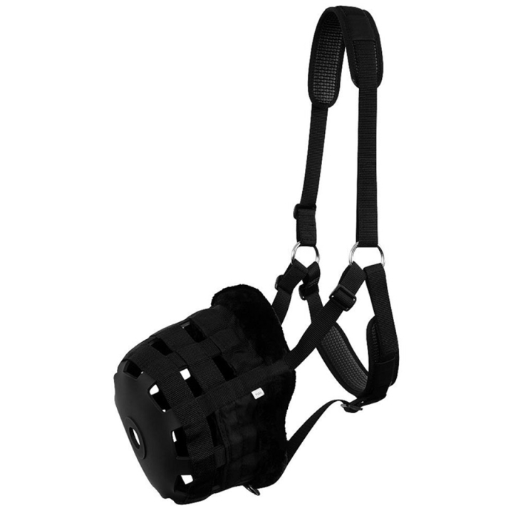 Grass Reducer Artificial Fur Black in the group Stable & Paddock / Paddock / Grazing Muzzles at Equinest (439103B0BA_r)