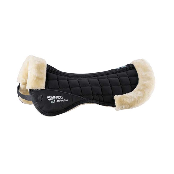 Saddle Pad Fauxfur in the group Horse Tack / Pads / Half Pads & Correction Pads at Equinest (521000SV)