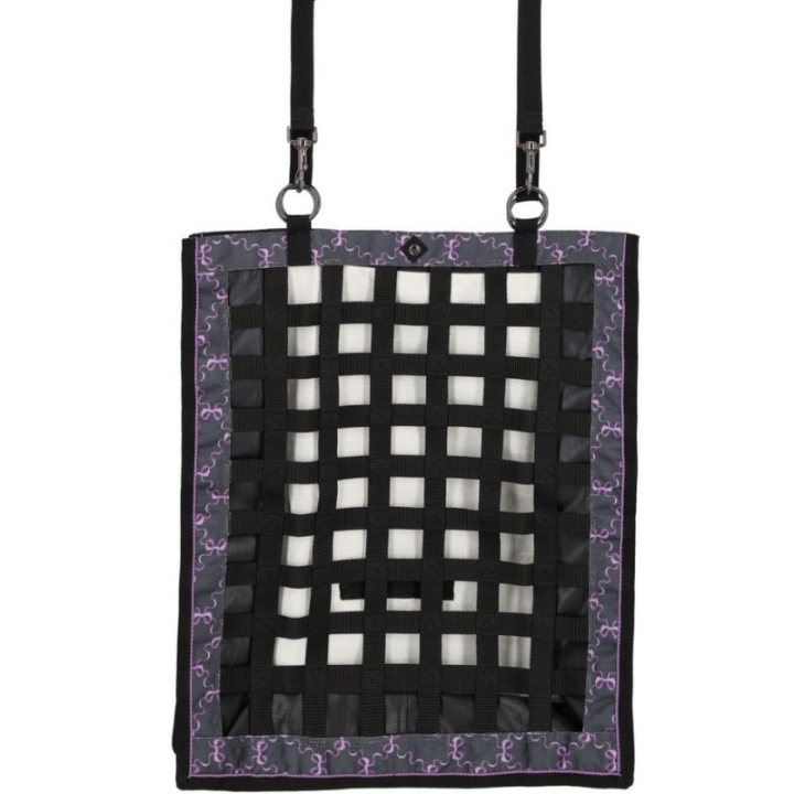 Hay Bag Slowfeeder Turnout Bows Black in the group Stable & Paddock / Stable Supplies & Yard Equipment / Hay Nets & Hay Bags at Equinest (5705BNCB0BA)