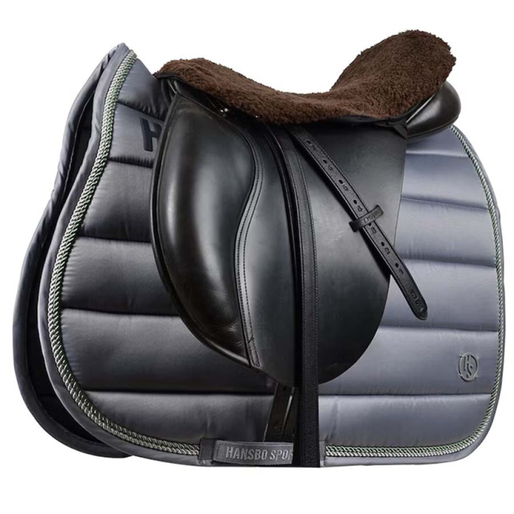 Seat Warmer HS Allround Brown in the group Horse Tack / Horse Tack Accessories / Saddle Cover at Equinest (74990000BR)