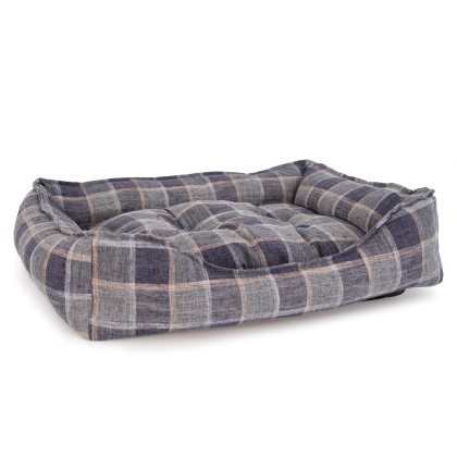 Dog Bed Classic Earl S (47x37x17cm) in the group Dog / Dog Beds, Baskets & Blankets at Equinest (805643)