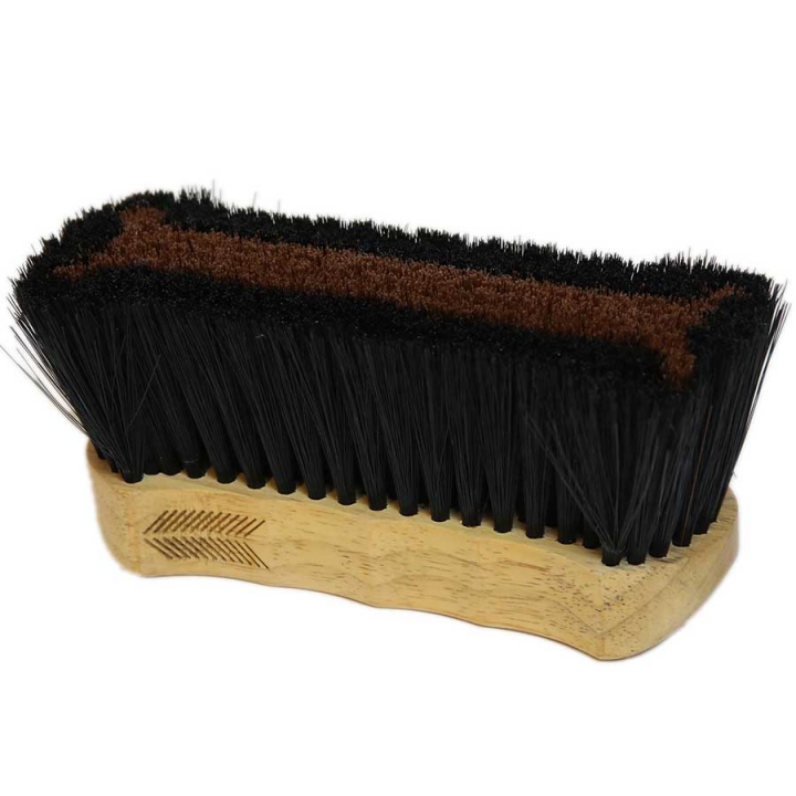Brush Medium Bristle Hard in the group Grooming & Health Care / Horse Brushes / Dandy Brushes & Dust Brushes at Equinest (82117NA)