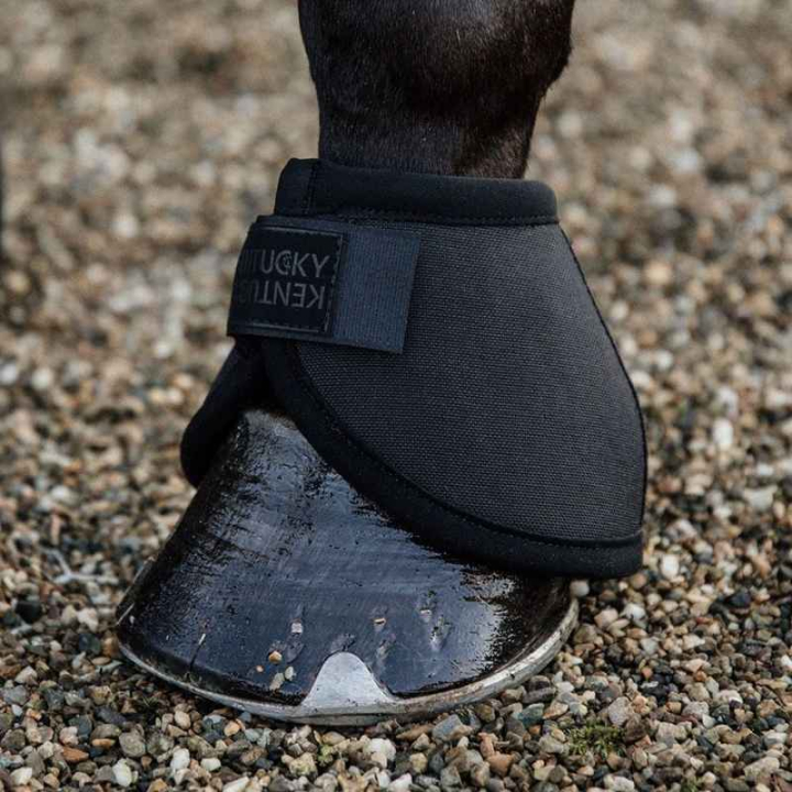 Bell Boots Heel Protection Black in the group Horse Tack / Leg Protection / Bell Boots at Equinest (84195BA_r)