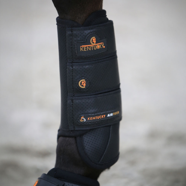 Leg Protection Eventing Air Tech Front Black in the group Horse Tack / Leg Protection / Tendon Boots at Equinest (8420201FBA_r)