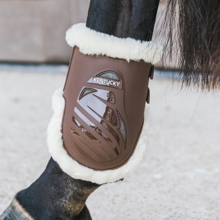 Fetlock Boots Elastic Vegan Sheepskin Brown in the group Horse Tack / Leg Protection / Fetlock Boots at Equinest (8820805MBR_r)