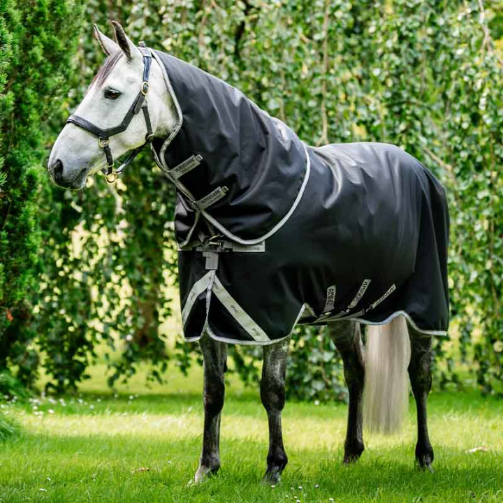 Winter Rug Amigo Bravo 12 1200D Plus 400g Black/Grey in the group Horse Rugs / Turnout Rugs / Winter Rugs at Equinest (AARP74KJIBAGR_r)