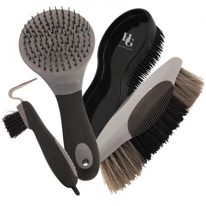 Small Brush Kit SoftTouch Gray/Black in the group Grooming & Health Care / Horse Brushes / Dandy Brushes & Dust Brushes at Equinest (BORSTKIT1GRBA)