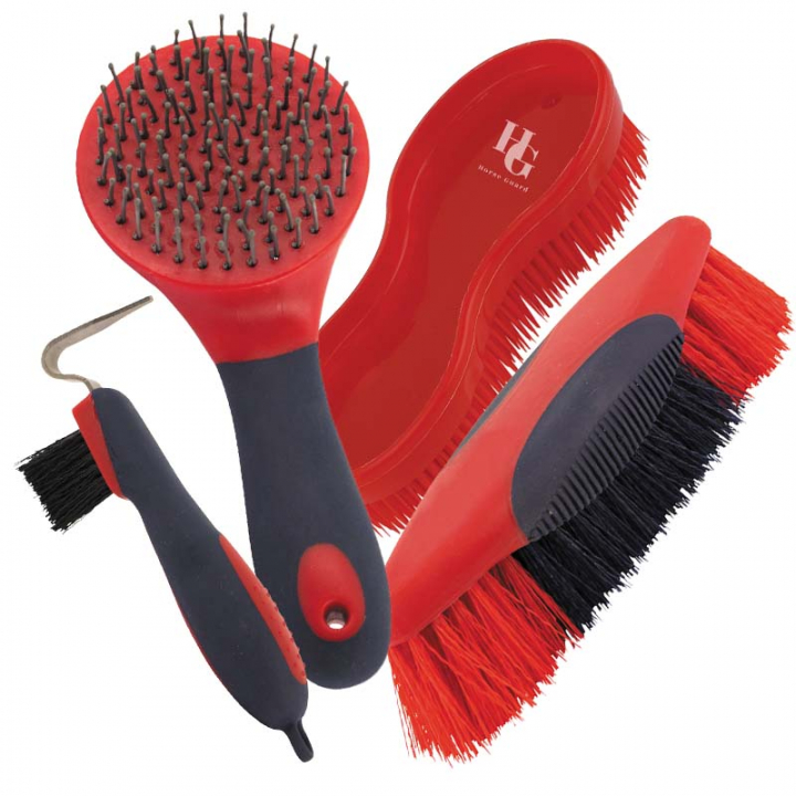Small Brush Kit SoftTouch Red/Navy in the group Grooming & Health Care / Horse Brushes / Dandy Brushes & Dust Brushes at Equinest (BORSTKIT1RENA)