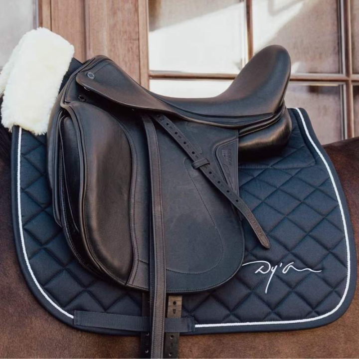 Dressage Saddle Pad Skin Friendly Vegan Sheepskin Navy Blue in the group Horse Tack / Saddle Pads / Dressage Saddle Pad at Equinest (HO22NNAFNA_r)