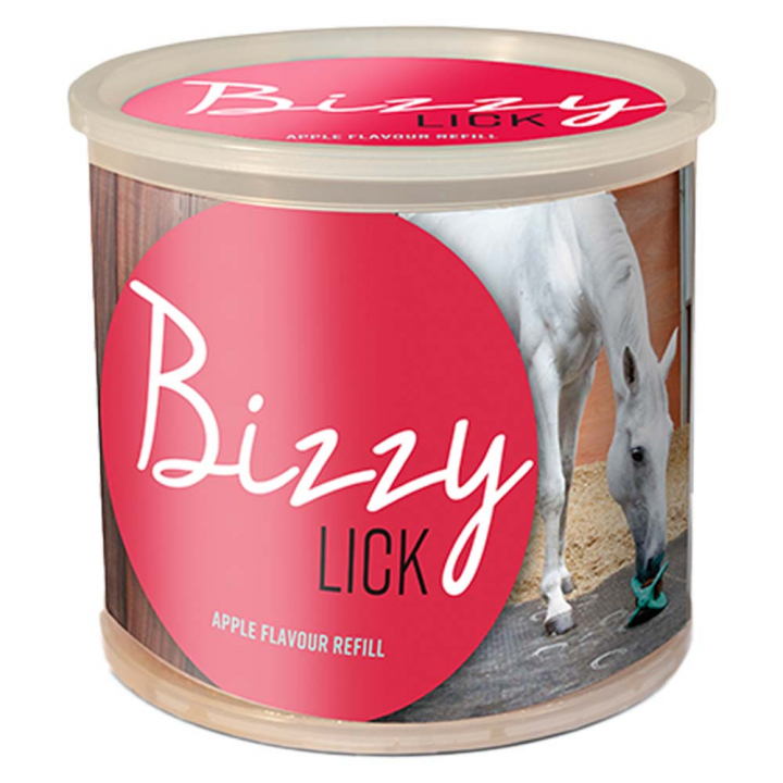 Lick Stone Bizzy Lick Apple Refill 1kg in the group Supplements / Horse Supplements / Salt Licks, Mineral Blocks & Lick Stones at Equinest (LIKBIZAPX8-1000)