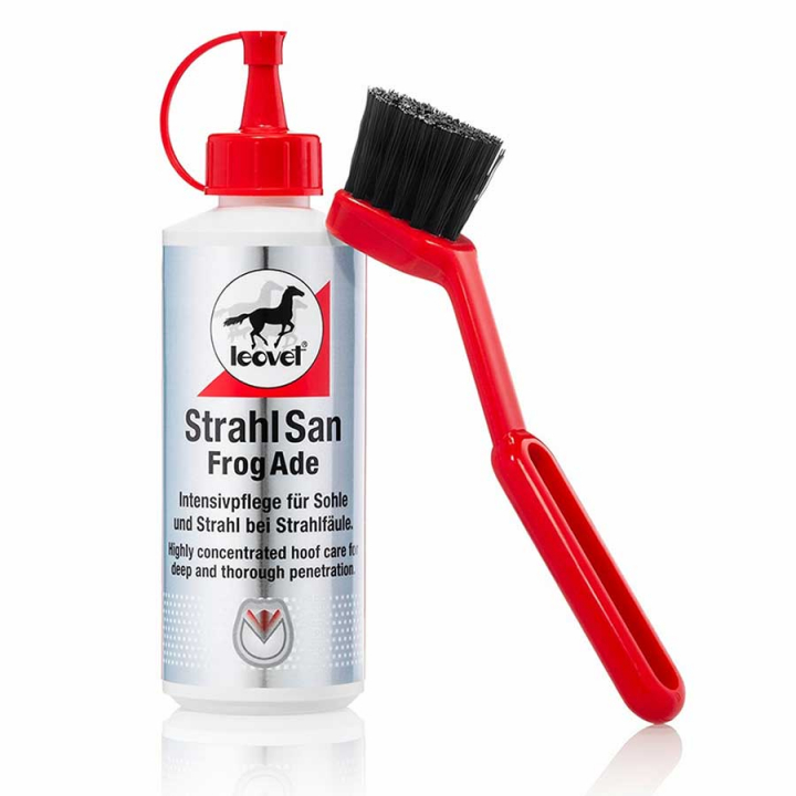 Frog Care Frogade with Brush 200ml in the group Grooming & Health Care / Hoof Care at Equinest (LV192001)