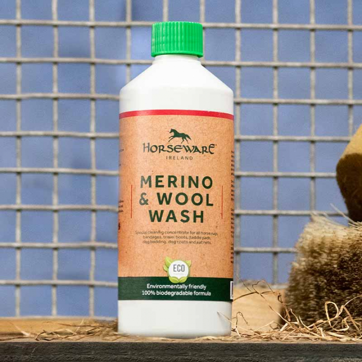 Merino & Wool Laundry Detergent Eco Wash in the group Horse Rugs / Horse Rug Accessories / Horse Rug Care at Equinest (QFHWA1_r)