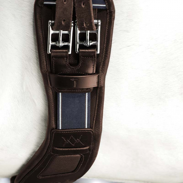 Dressage Girth Micklem Comfort Brown in the group Horse Tack / Girths / Dressage Girths at Equinest (SFAH9DBR)
