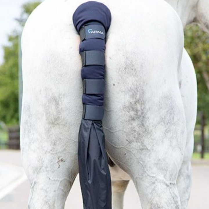 Tail Guard with Pouch Navy Blue in the group Horse Tack / Horse Tack Accessories / Tail Guards at Equinest (SH1842MA)