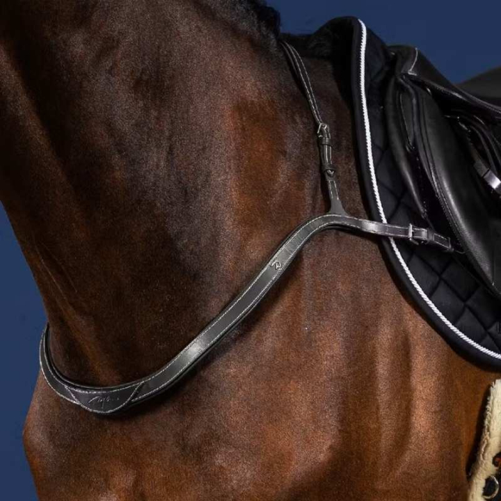 Breastplate Collar US Collection Black in the group Horse Tack / Martingale & Breastplate / Breastplate at Equinest (US06EBLCBA_r)