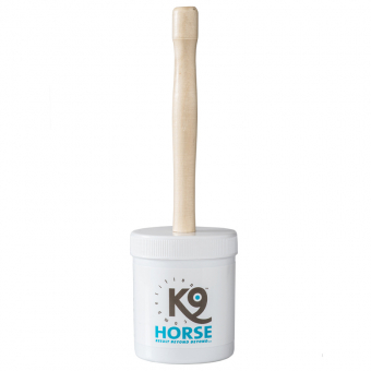 Hoof Brush with Jar White