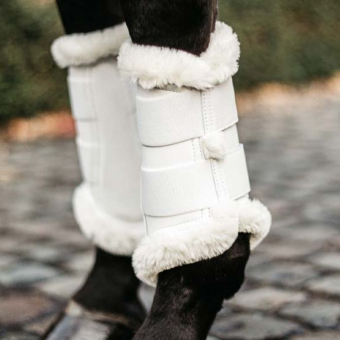 Brushing Boots Air White