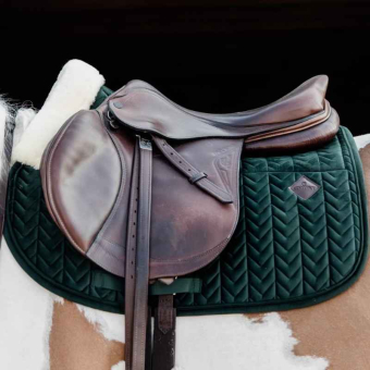 Saddle Pad Skin Friendly Velvet Green
