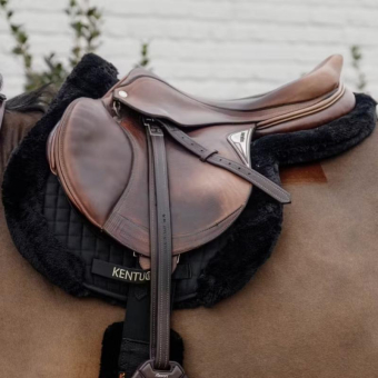 Saddle Pad Hunter Vegan Sheepskin Black