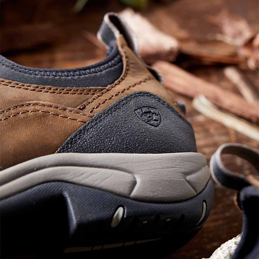 Stable Shoes Terrain Ease H2O Brown