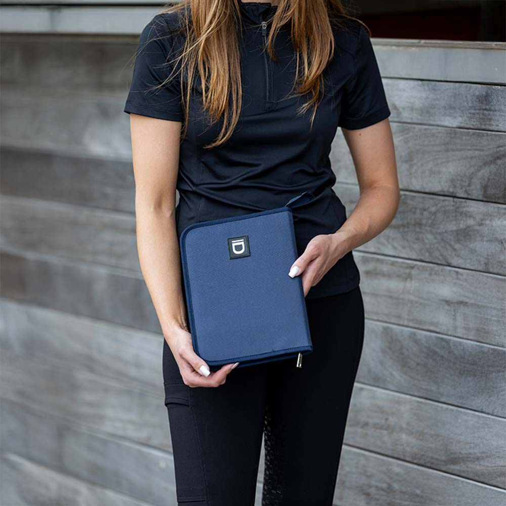 Passport Bag Agate Navy Blue