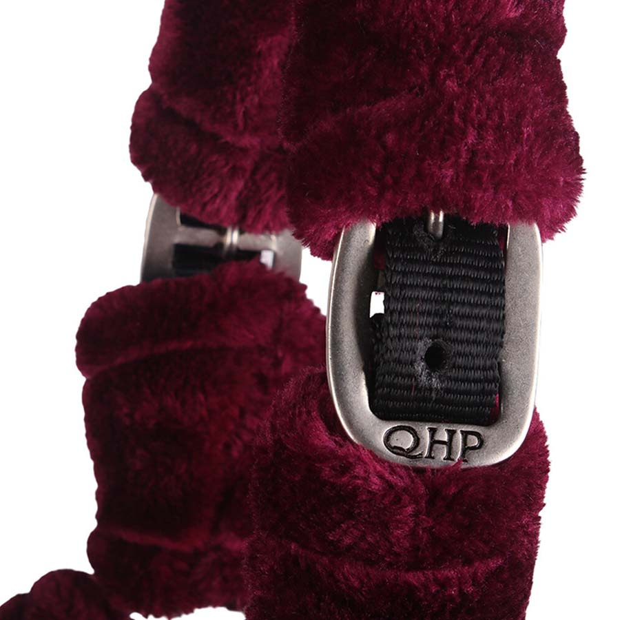 Halter Alaska Faux Fur Burgundy