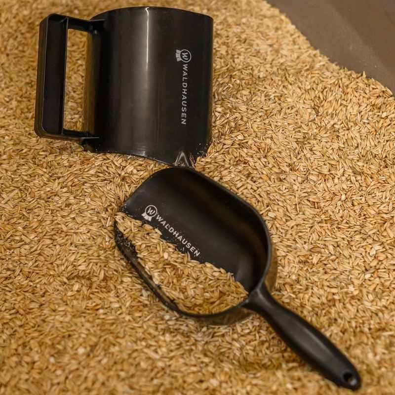 Feed Scoop 0,5L Black