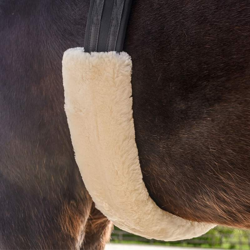 Girth Sleeve Lambskin Nature