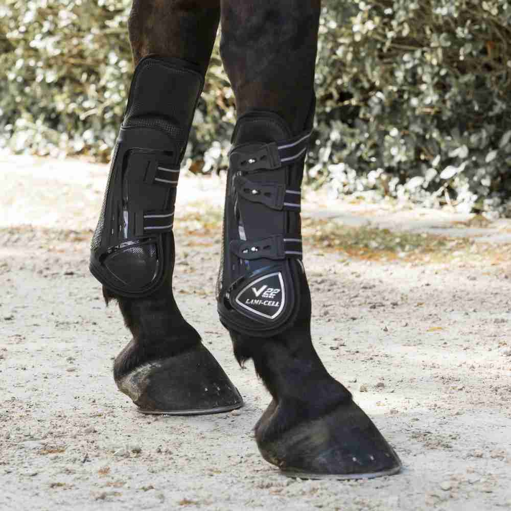 Carbon V22 Tendon Boots with Kappa Black