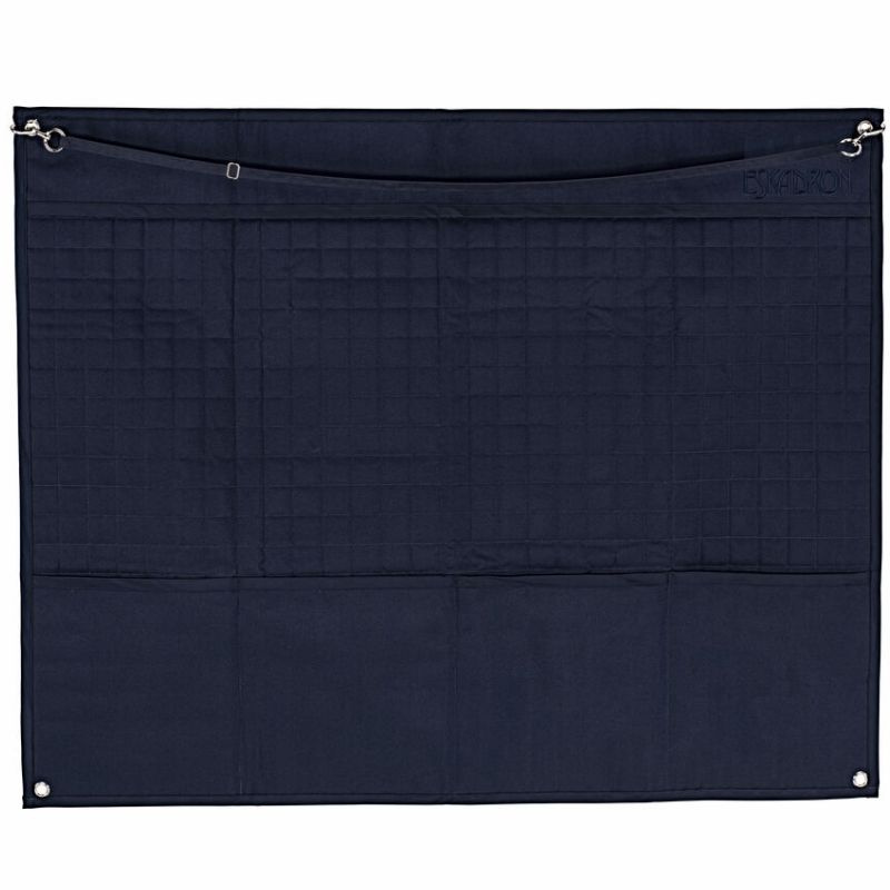 Stable Curtain Quilt Half Navy Blue