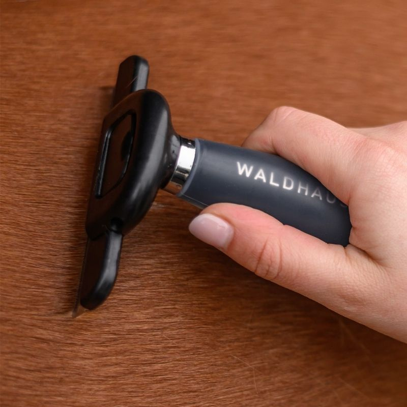Shedding Comb Gel Black L
