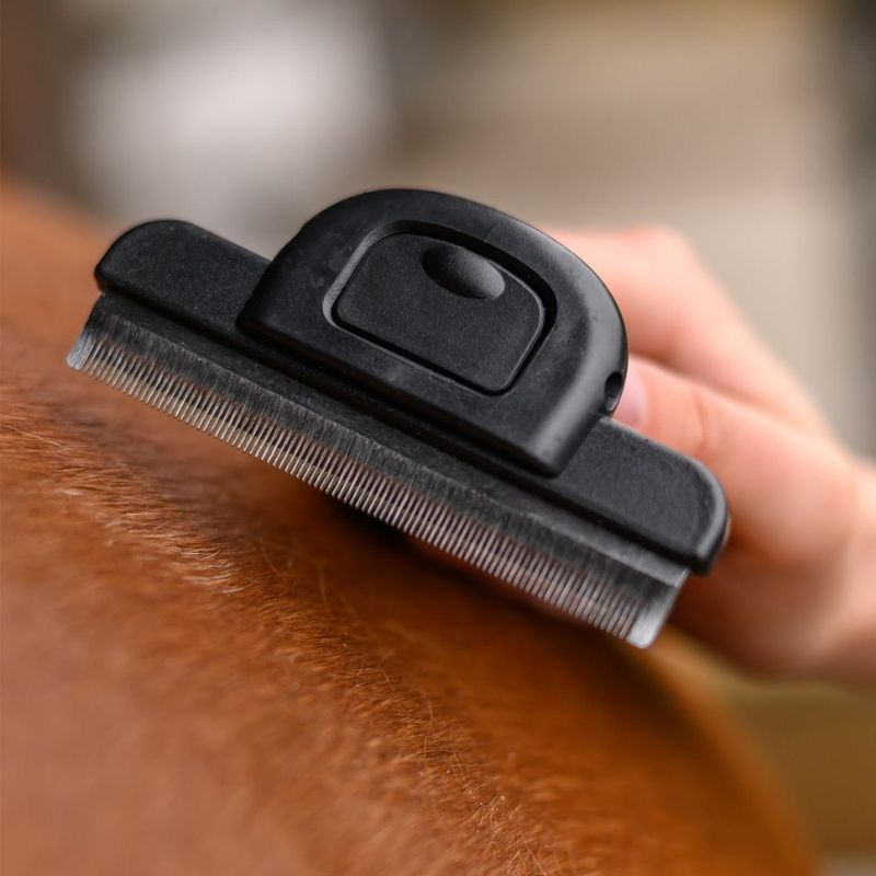 Shedding Comb Gel Black L