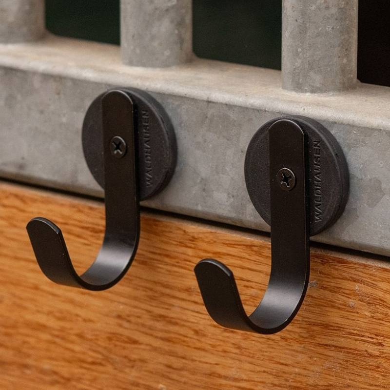 Hooks Magnetic Small 2-Pack Black